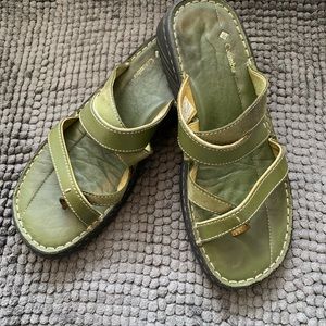 Columbia green sandals